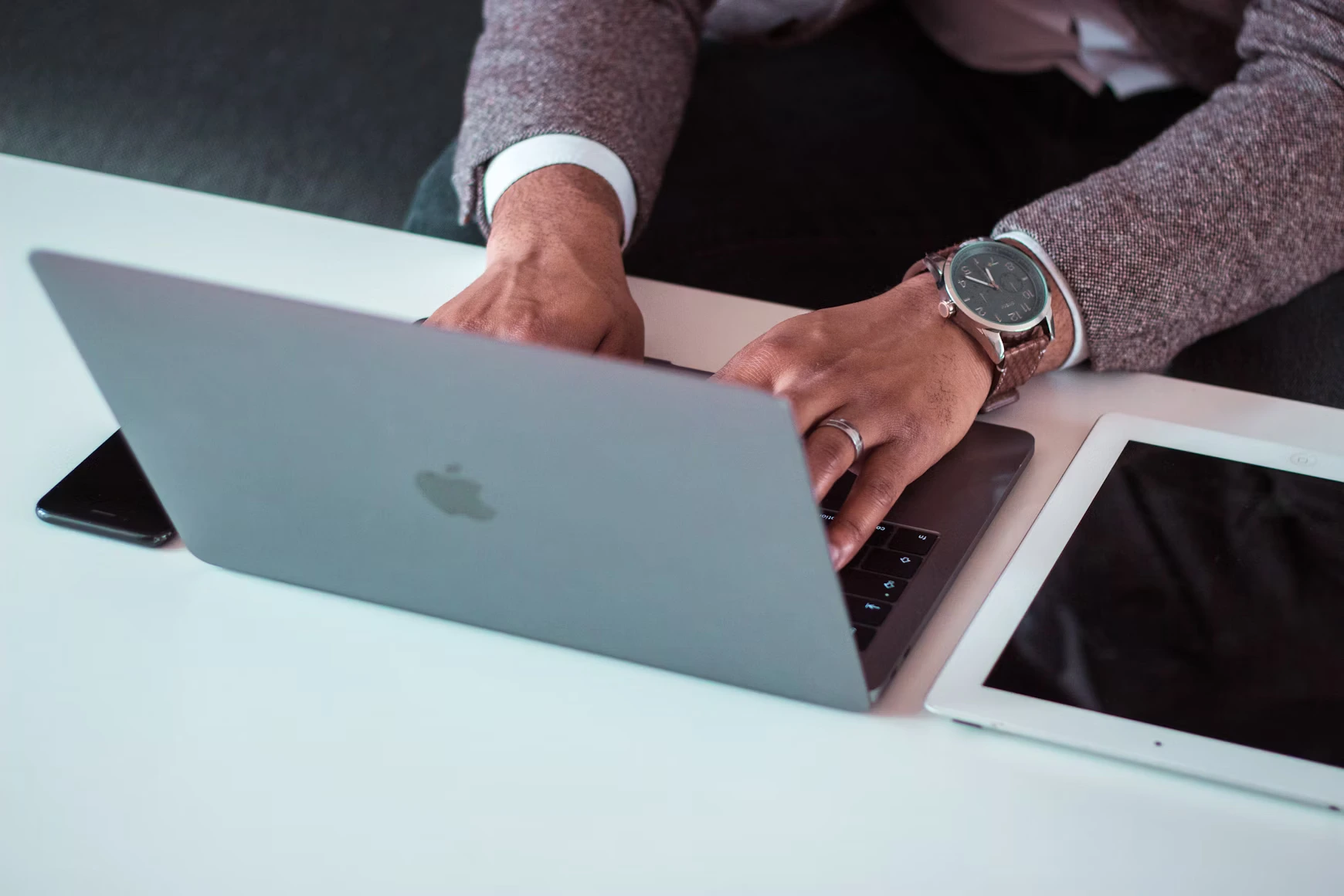 Équipe professionnelle au travail